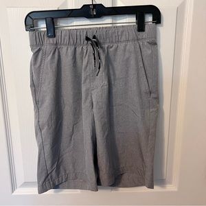 COPY - EUC Old Navy Boys Performance Shorts (Size XL 14-16) GREY